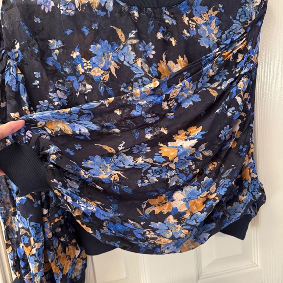 Free People Navy Floral Sheer Blouse – Size (XS/TP) - Picture 4 of 6